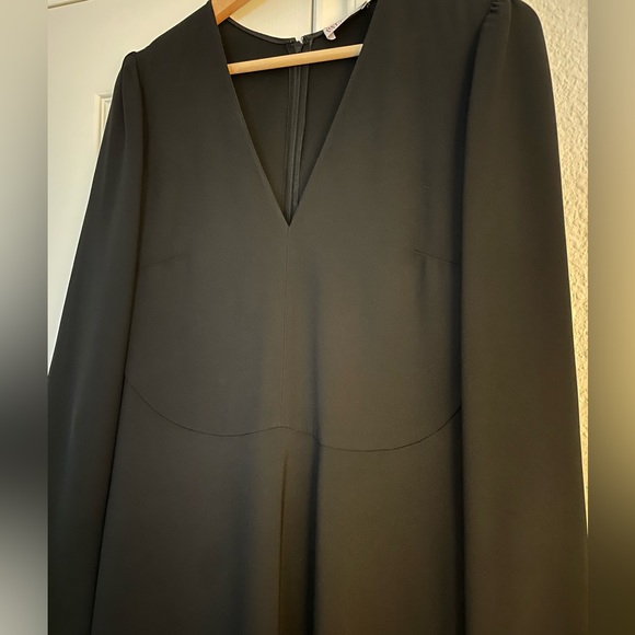 Valentino Red black, longsleeved crepe v-neck full-length dress - Picture 6 of 9